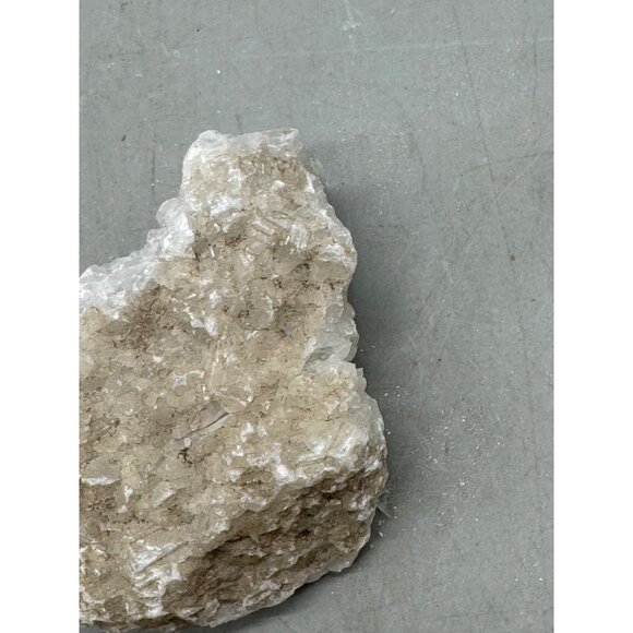 White Quartz Crystal Cluster Mineral Specimen For Collectors Or Decor READ - Picture 8 of 10